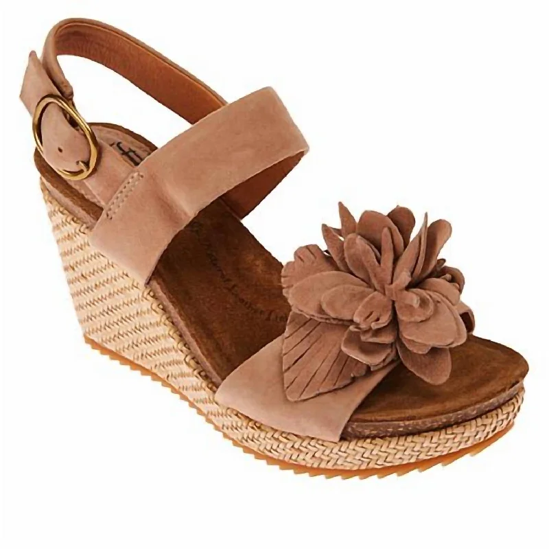 Cali Rose Wedge In Taupe