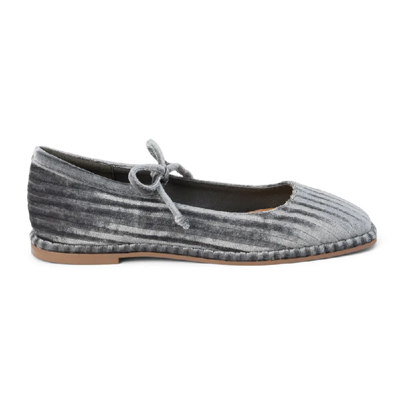 Gerry Embossed Ballet Flats