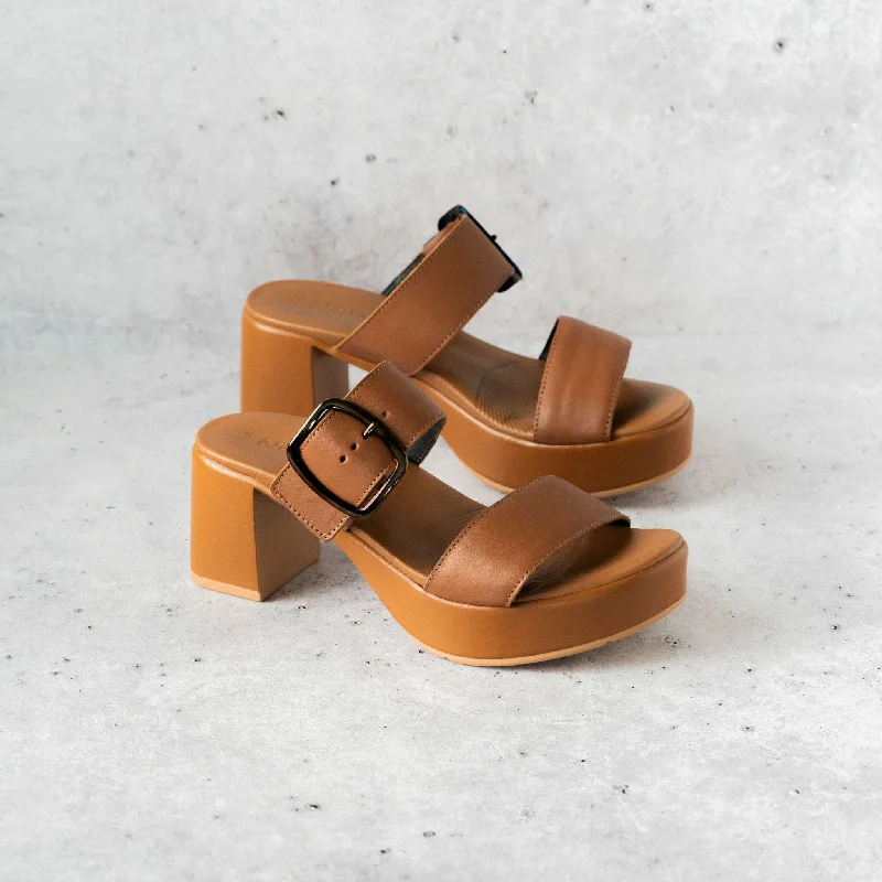 CARAMEL LEATHER
